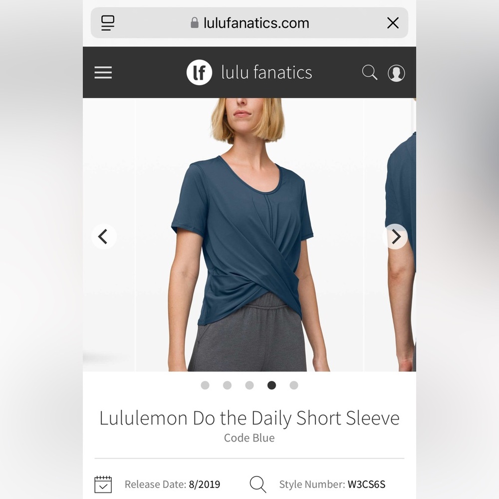 Lululemon do the daily tee. NWOT. Approximately a size 8